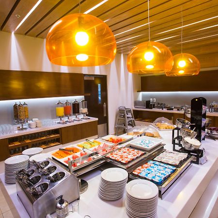 Holiday Inn Express Merida By Ihg Экстерьер фото
