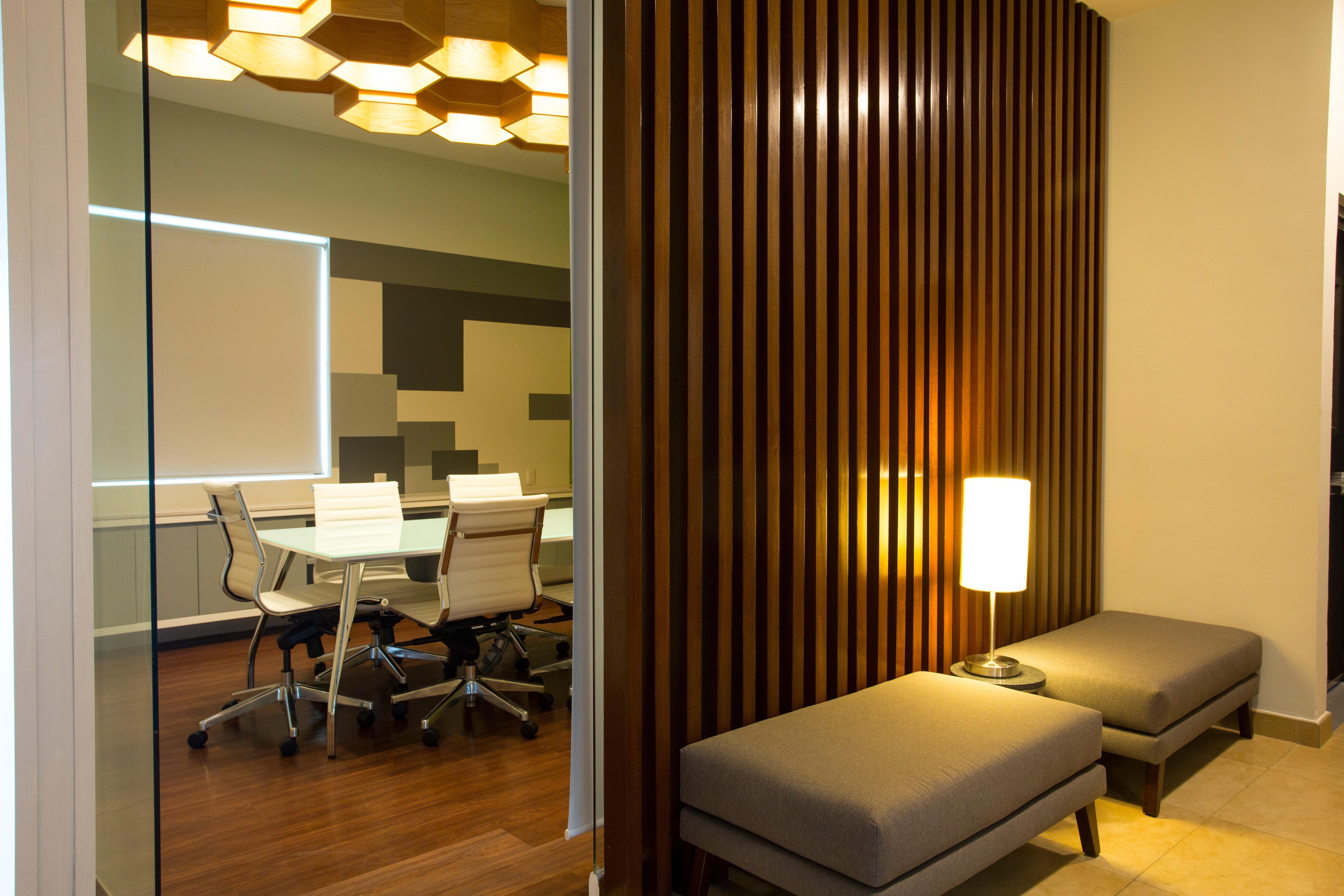 Holiday Inn Express Merida By Ihg Экстерьер фото