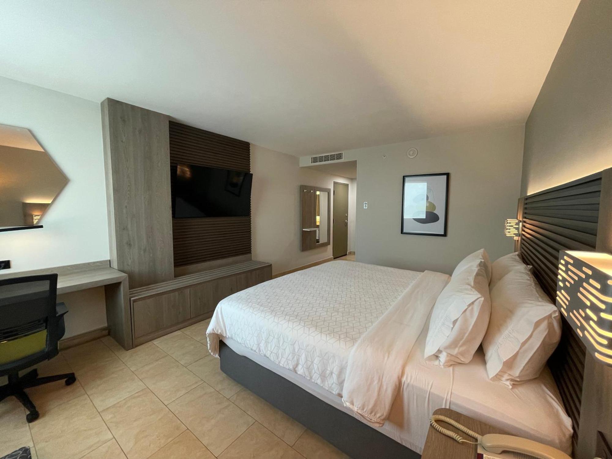 Holiday Inn Express Merida By Ihg Экстерьер фото