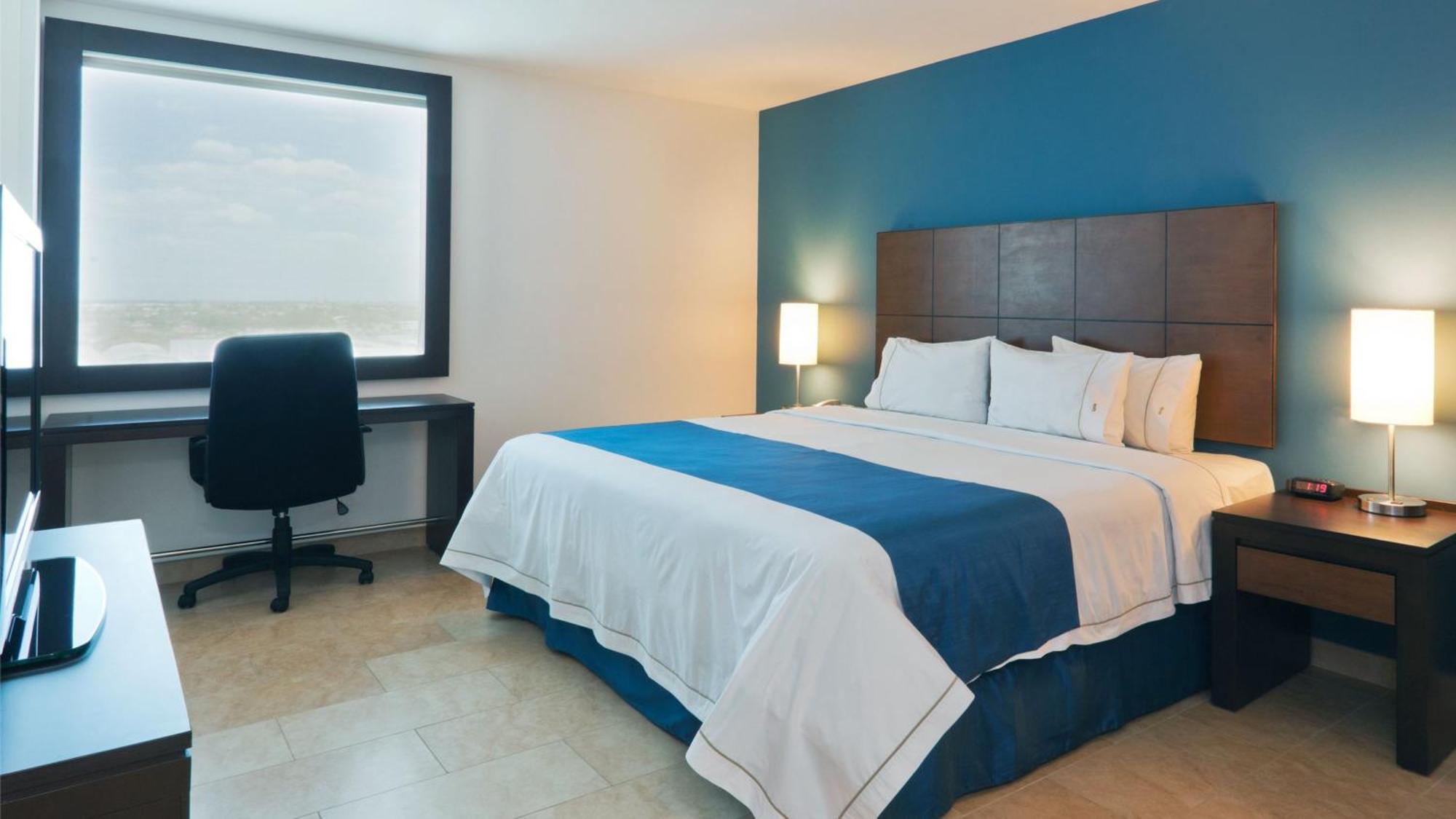 Holiday Inn Express Merida By Ihg Экстерьер фото